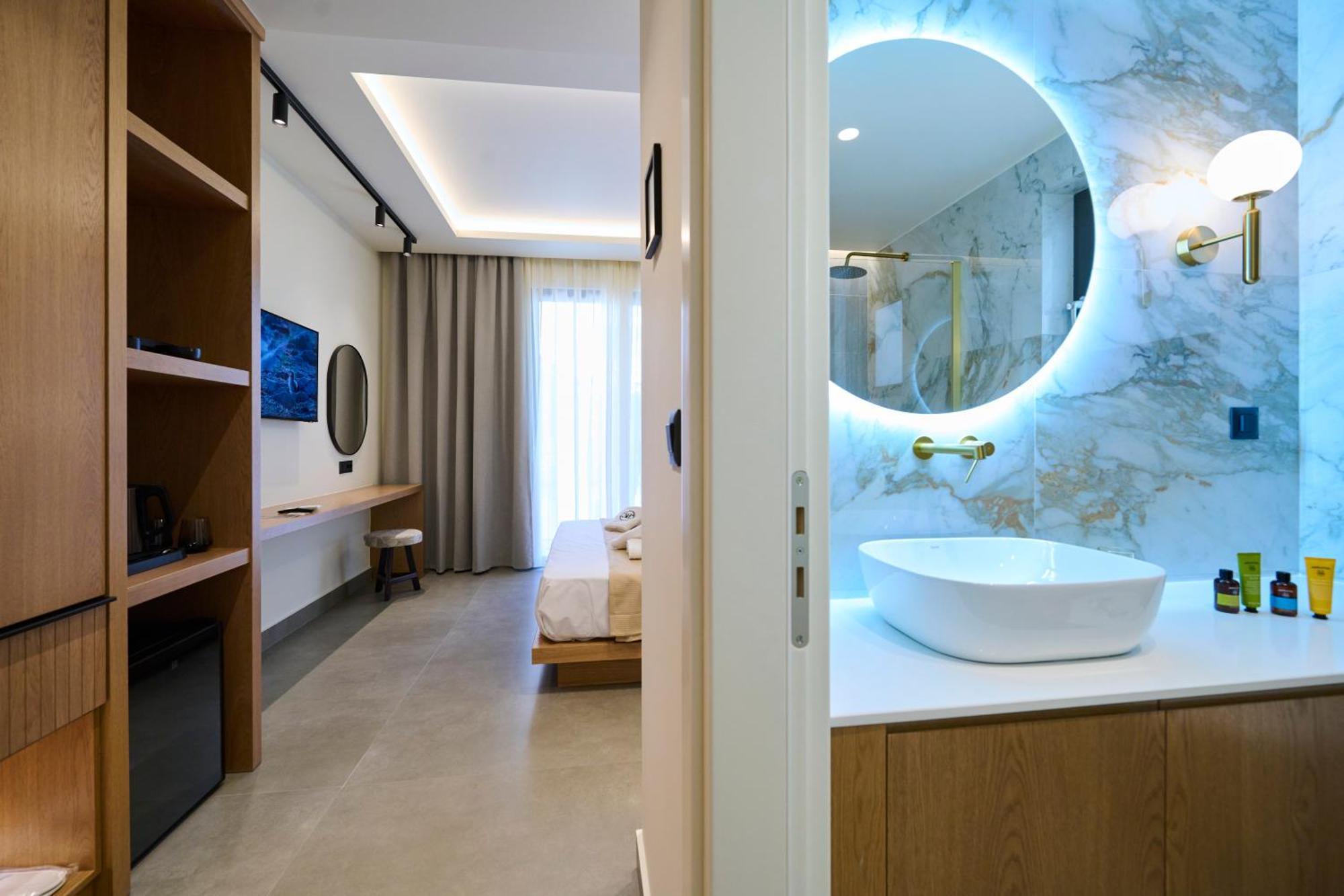 Monarco Executive Rooms Rhodes City Exterior photo